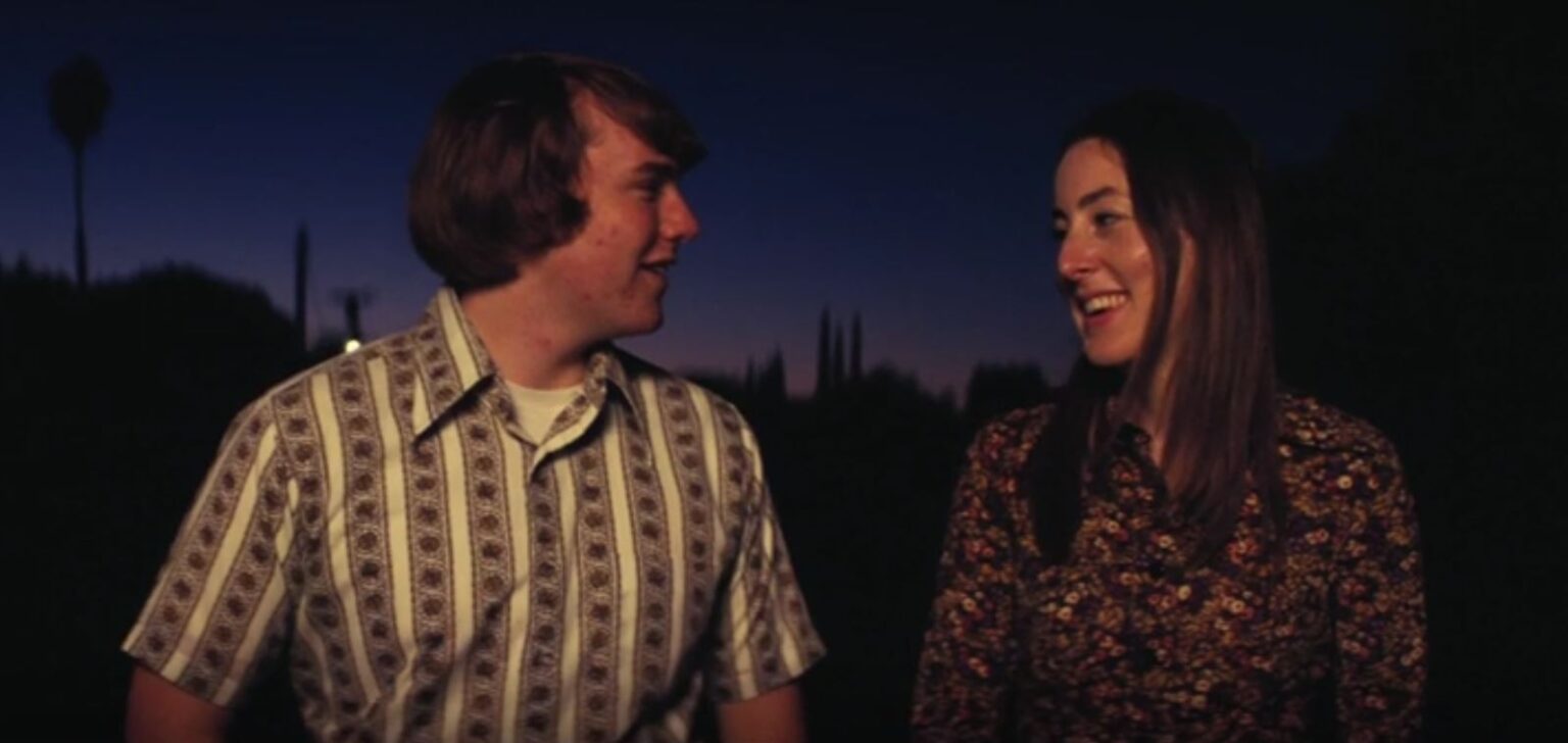 Licorice Pizza Review [yasr_overall_rating postid=15853 size="medium